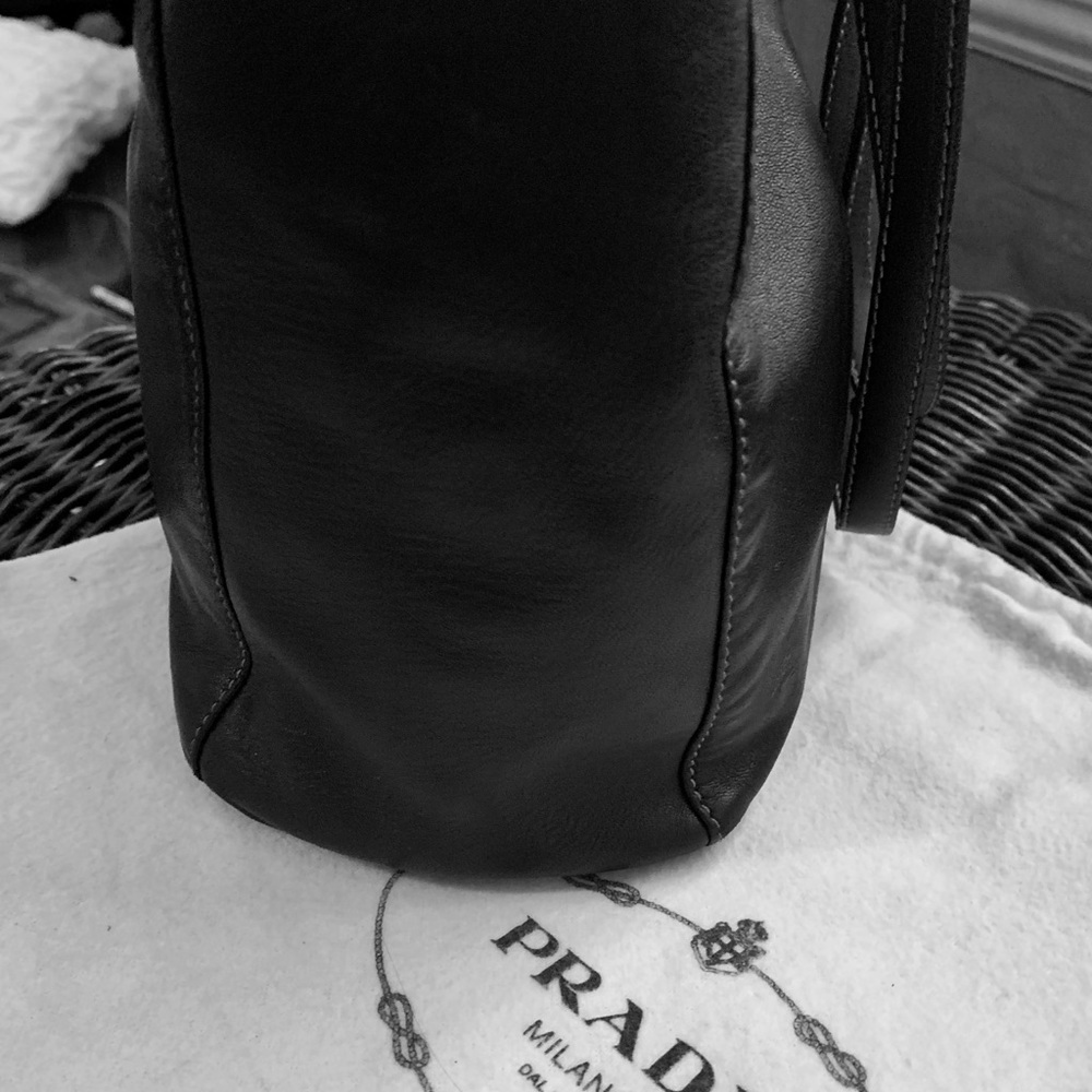 Prada leather bucket bag small - Picture 8 of 8